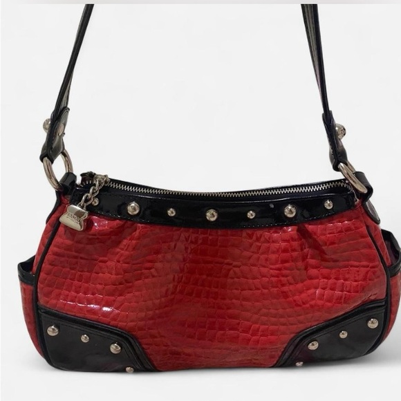 Kathy Van Zeeland Red and Black Croc-Embossed Shoulder Bag - Picture 1 of 3